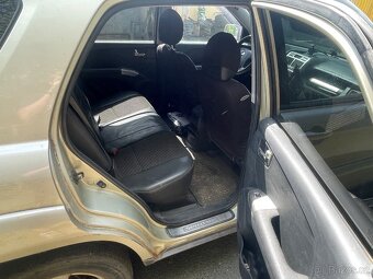 Kia sporatage 2.0 - 8