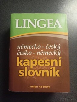 Různé učebnice, slovníky aj. - 8