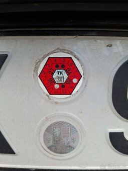 Octavia 1.6 benzín - 8