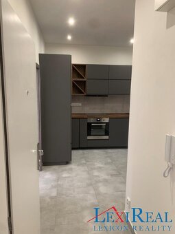 Pronájem 2+1 60 m2, U Družstva život,Praha 4 - 8