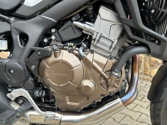 Honda CRF 1000L Africa Twin - 8