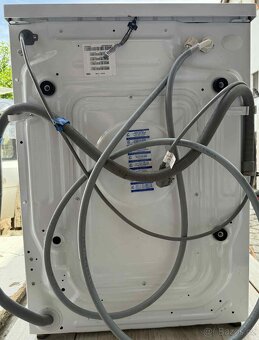 Pračka s předním plněním Haier HW70-BP14829 na 7 kg - 8