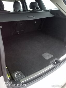 Volvo XC60, Nafta+hybrid, 4x4, 173kw(235PS), r.v.01.07.2020 - 8