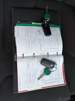 Volkswagen Passat B6 2.0 103Kw - 8