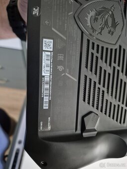 Prodám MSI Claw A1M-054CZ  Intel Core Ultra 7/16GB RAM /1TB - 8