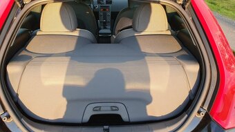 Prodám VOLVO C30 1.596 ccm benzin - 8