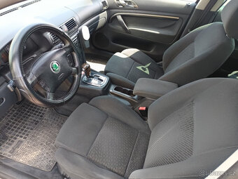 Škoda Superb 2.8 V6, LPG, původ CZ - 8