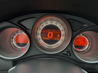 Citroën C4 1.4 VTi 70 kW / 2013 / Manuál / TOP STAV / Servis - 8