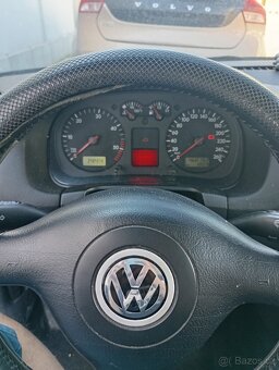 Volkswagen golf 1.9 TDI 74 kw - 8