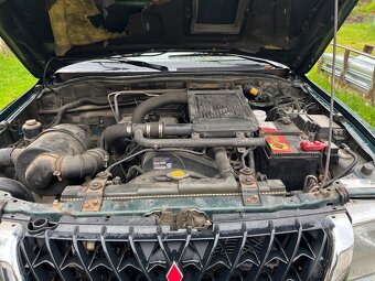 Pajero sport 2.5td - 8