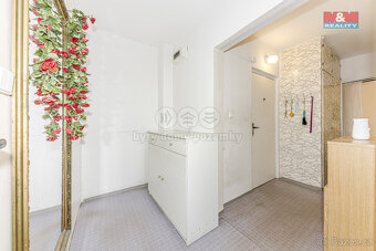 Prodej bytu 3+1, 61 m², Neveklov, ul. Rákosníkova - 8