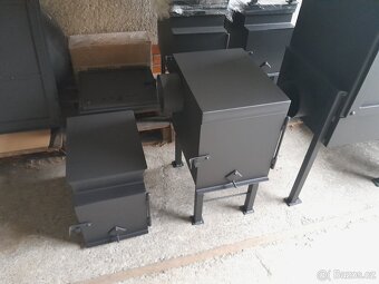 Topeniště - kamínka k udírně - 8