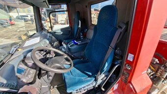 DAF CF 65.220 + HR - 8