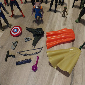 Marvel Avengers 31 figurek - 8
