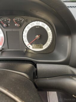 Škoda Octavia RS Combi 1,8i 132 kW - 8