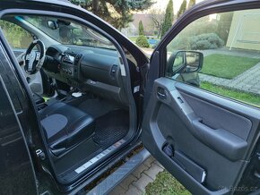Prodam Nissan Navara, 2,5 DCI 126KW, manuál - 8