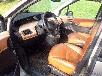 Lancia Phedra 2,2 JTD - 8