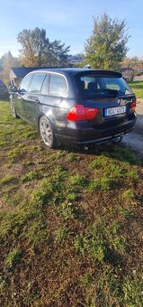 BMW 325 D E91 - 8