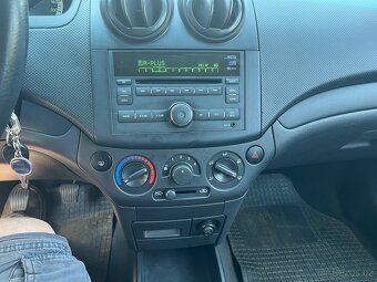 Chevrolet Aveo 1,2 16V - 8