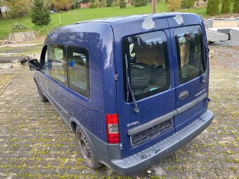 OPEL COMBO 1,3 Cdti 5 místný naj. 195.400 km - 8