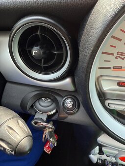 Mini cooper R56 - 8