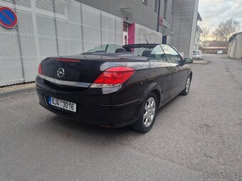 Opel Astra H TwinTop - Kabriolet - 8