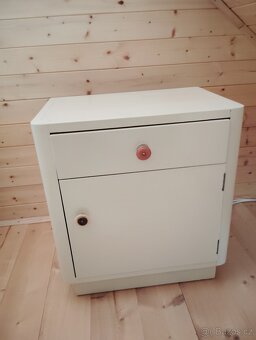 Nábytkovy komplet na chalupu - 8