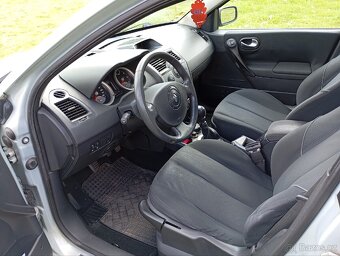 Renault Megane 2 1.9 dci - 8