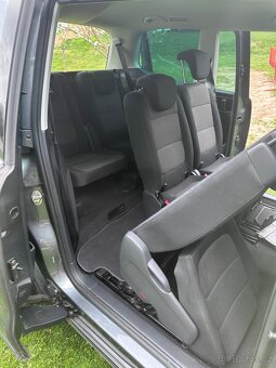 VW Sharan - 8