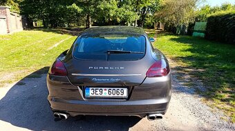 Porsche panamera V8 turbo - 8