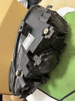 Světlomety Audi a4 b7 levé + pravé (originální) - 8