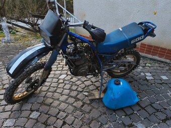Suzuki DR 600 bez tp - 8