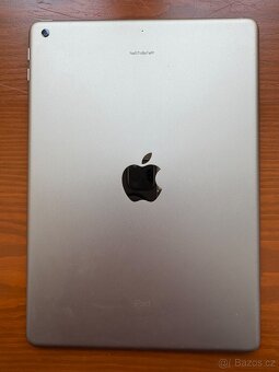 iPad 5. Generace 128GB Wi-Fi Gold (2017) - 8