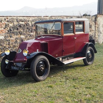 Prodáme levně RENAULT NN 1925 - 8