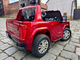 Dětské elektrické autíčko GMC Denali 4x4 - 8