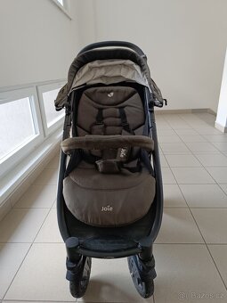 Sportovní skládací kočárek Joie - 8