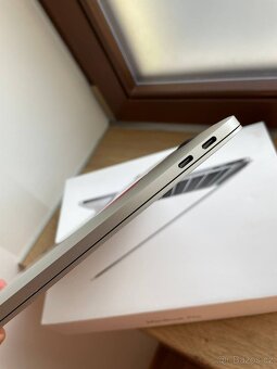 Apple MacBook Pro 13" (Mid-2017, A1708) – 256 GB SSD - 8