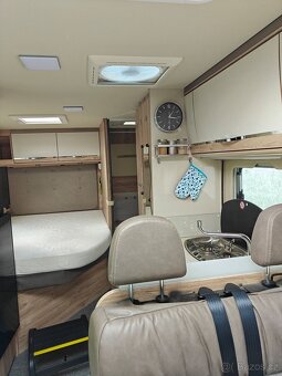 Eura Mobil Profila 375 SB - 8