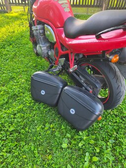 Suzuki Bandit 600 - 8
