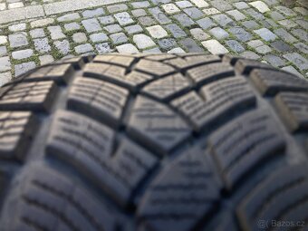 4ks zimních pneumatik GOODYEAR 235/55R18 104H DOT2020 - 8