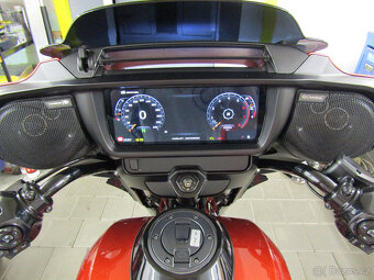 Harley Davidson FLHX 117 Street Glide 2025 - 8