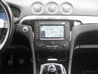 Ford S-MAX 2.0 TITANIUM XENONY LED NAVI PANORAMA Servis FORD - 8