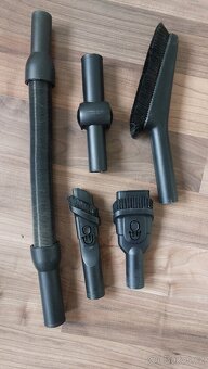 Tyčový vysavač Sencor SVC 0725BK - 8