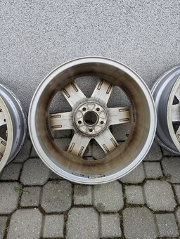 ALU disky 17" na Volvo - 8