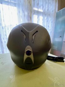 Lyžařská helma - 8