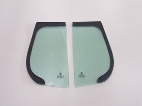 Zadní pevná skla bočních dveří Škoda Fabia II hatchback - 8