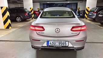 Mercedes-Benz E Class Coupé EQ Hybrid 2020 - 8