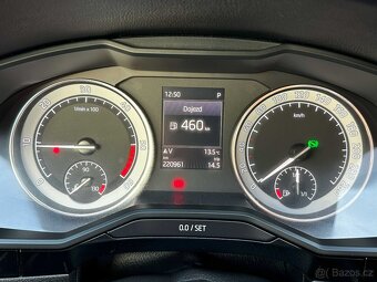 Skoda Superb 2.0 TDi - 8