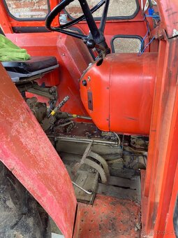 Zetor - 8