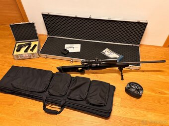 Puška CZ 750 s optikou Schmidt-Bender PM II 4-16x50 - 8